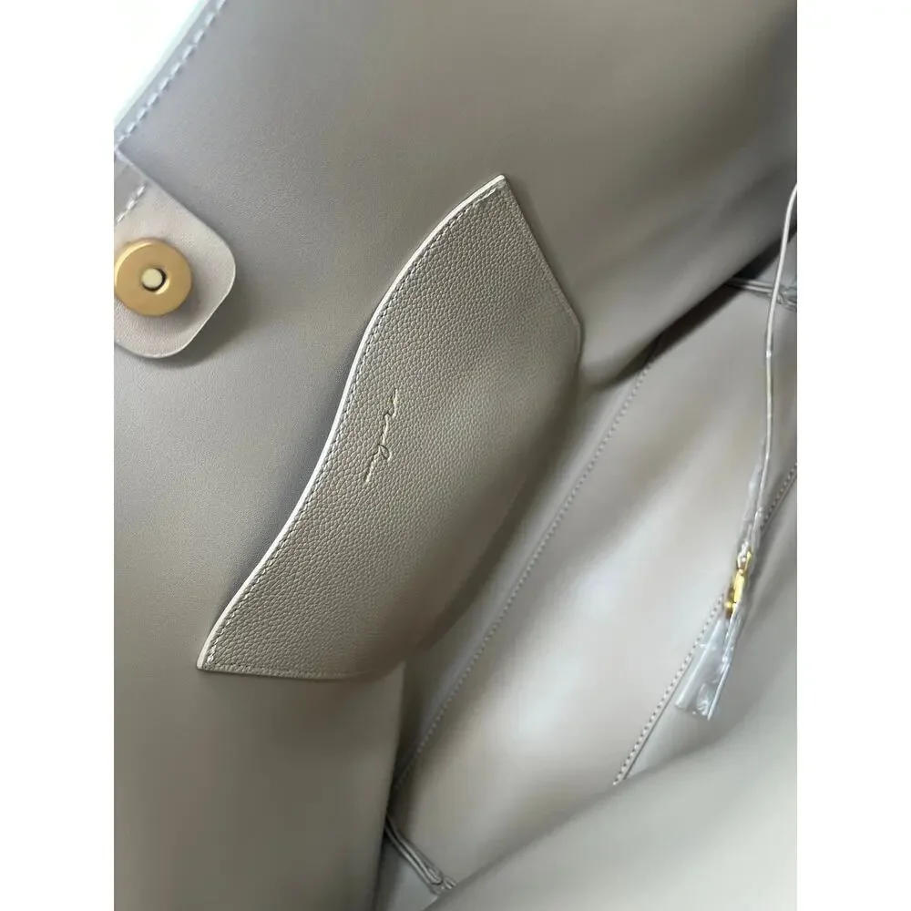 AMPERE NWT Leather Slouch Hobo Satchel, Beige Taupe